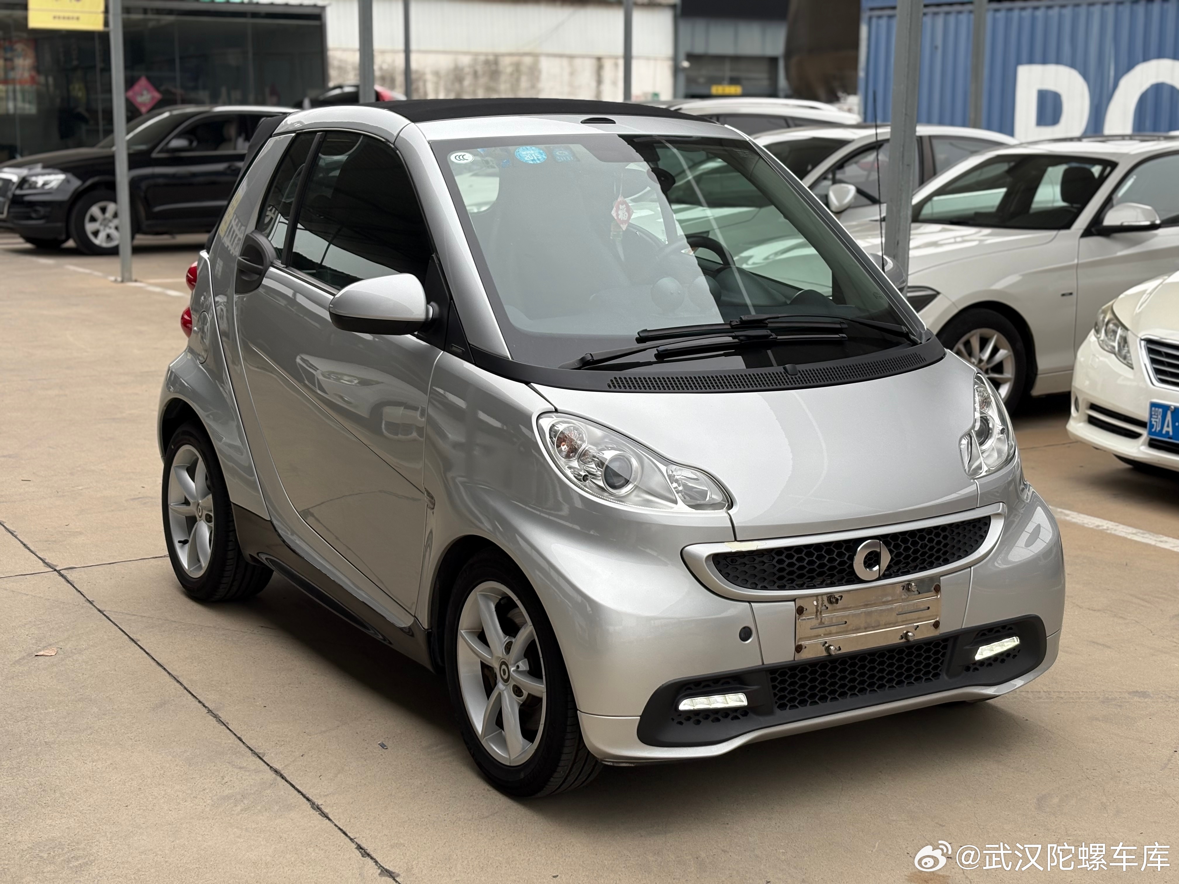 极品 2014年 Smart 1.0T敞篷 激情版4万多公里 零出险全程店保 查