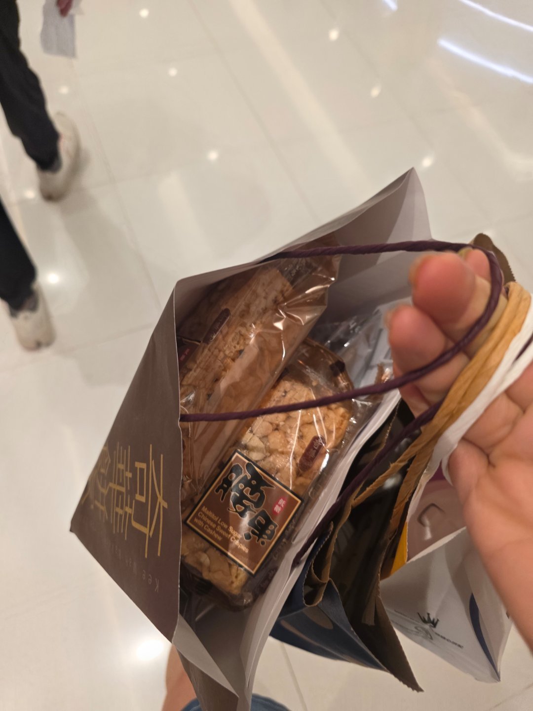 買買買+吃吃吃我要動起來了樸克還沒寄出 