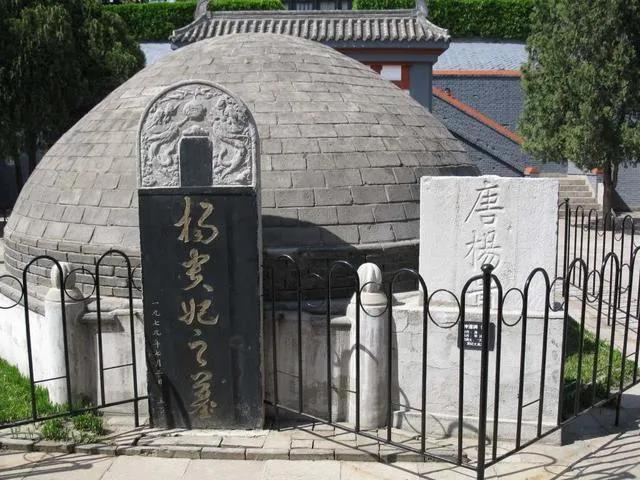 杨贵妃是否死在了马嵬坡？日本那个“杨贵妃墓”供奉着什么？

马嵬坡这件事，最硬处