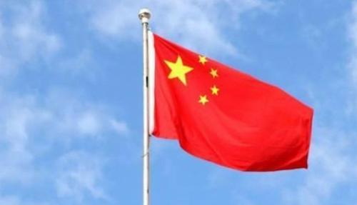 美国军舰刚经过台湾海峡，没想到解放军突然证实了一个大消息，这引起外媒格外的关注！