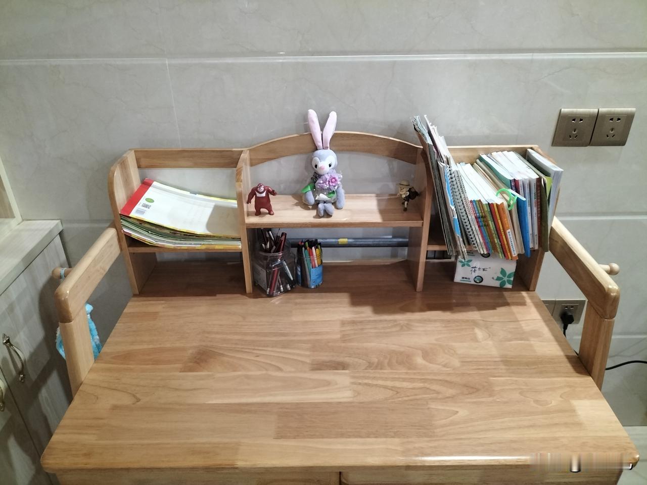 养成好的习惯，让孩子收拾东西，摆放整齐！！！