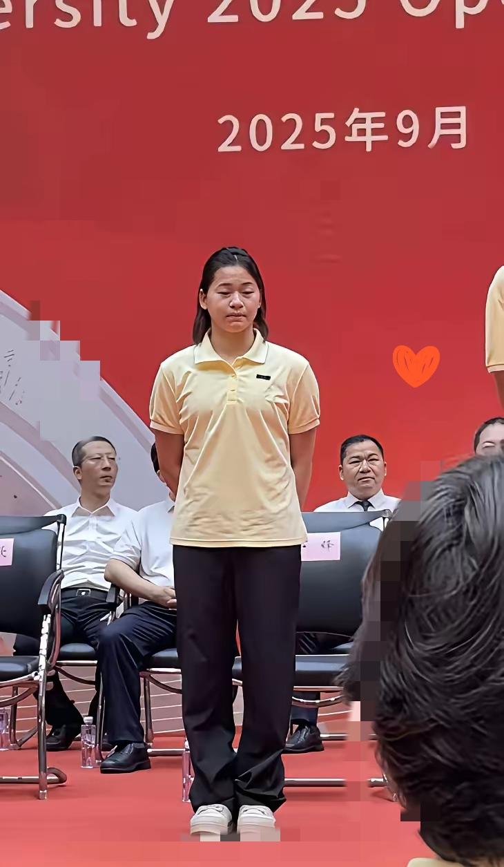 要说长胖这事儿，还真不管是谁都容易啊，就说全红婵，感觉她都有点放飞自我啦，身材变