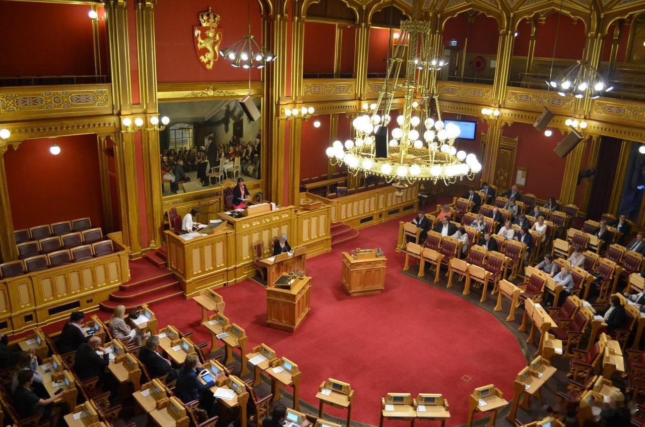 挪威议会以多数票选择保留君主制 挪威议会以压倒性多数票选择保留君主制，169名议