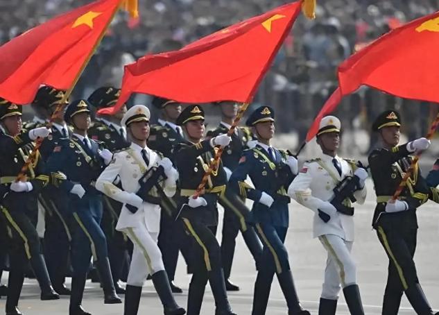 [微风]金正恩还没到，但首位观礼阅兵的巨头已经悄然抵华，中方以极高规格迎接，这一
