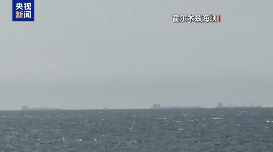 3月25日，据社交网站报道，今天美国媒体称，霍尔木兹海峡危机，戳中了美国总统特朗