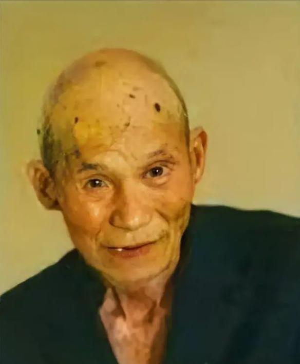 2010年，坐了57年牢的欧树刑满释放，奇怪的是，这个史上坐牢时间最长的人，却提