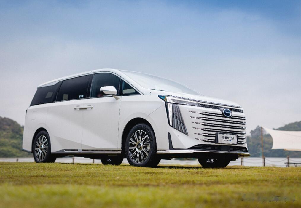 2669辆！作为广汽乘用车旗下的中大型MPV，传祺E9在5月21日正式上市，6月