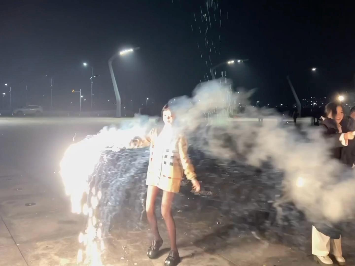 元旦回家，从来不是一场简单的奔赴，而是自驾跨越三百六十五天的期盼落了地。是推开家