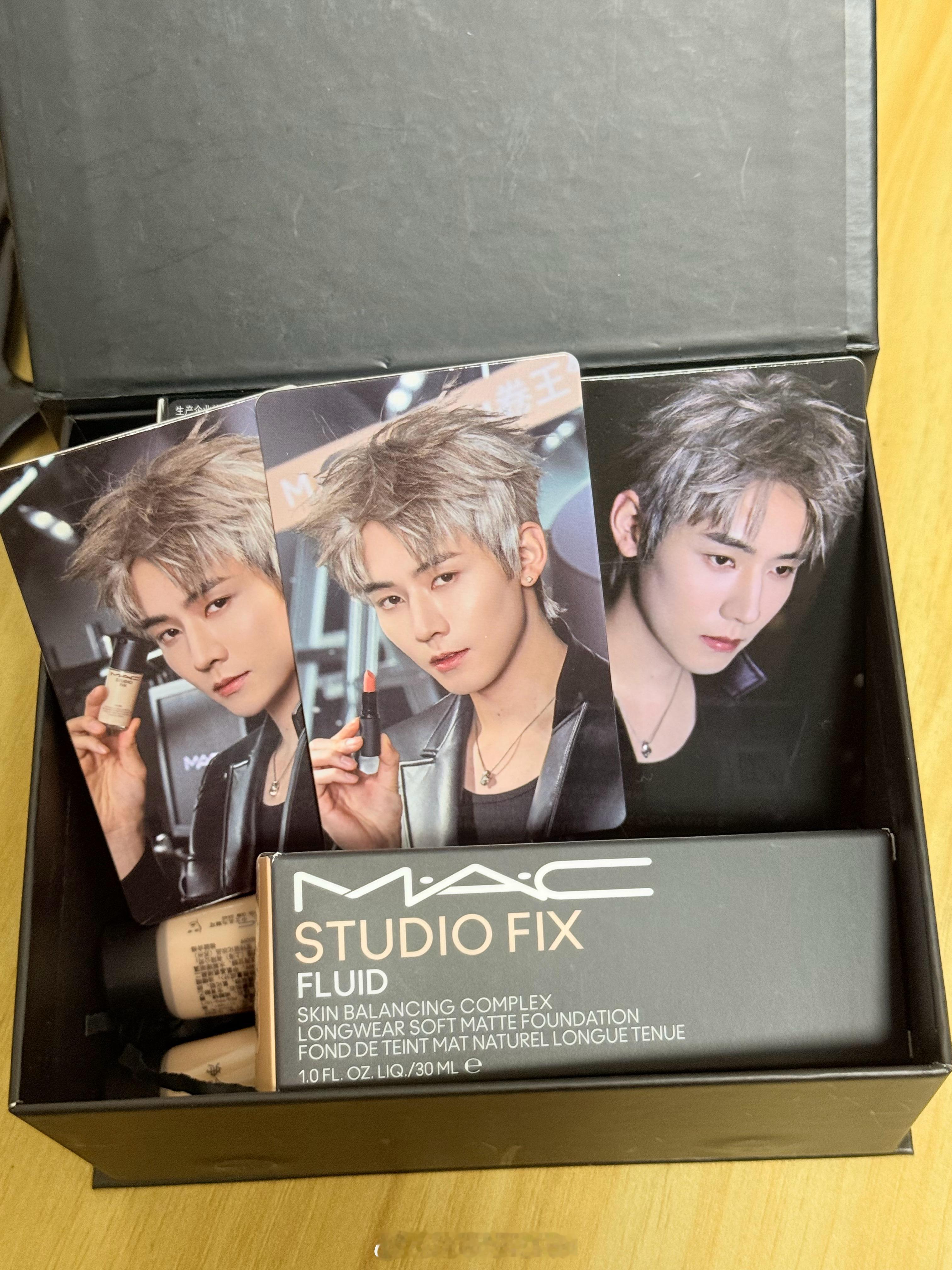 任豪POI 这个白毛真的很帅 后续还能看到吗小哥哥