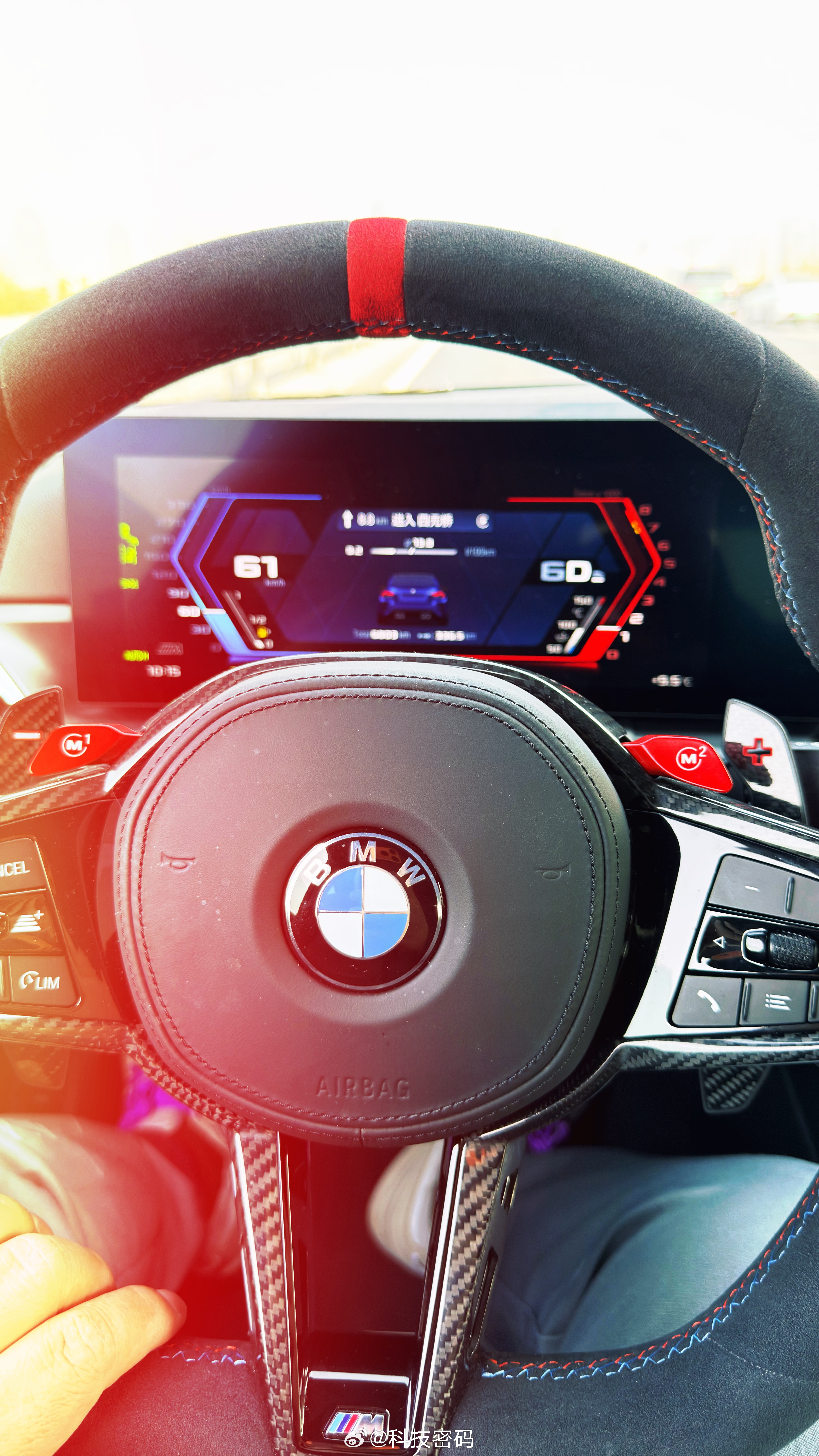 走，去机场，继续出差！宝马M2很爽！ 