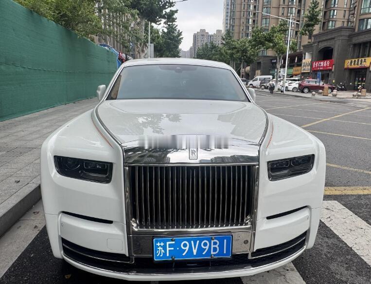 苏f杂谈 南通劳斯莱斯第138部，新款幻影。