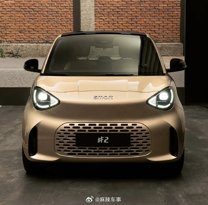 smart精灵2 首发亮相，可以说很大程度还原了fortwo，国内高定版售价11