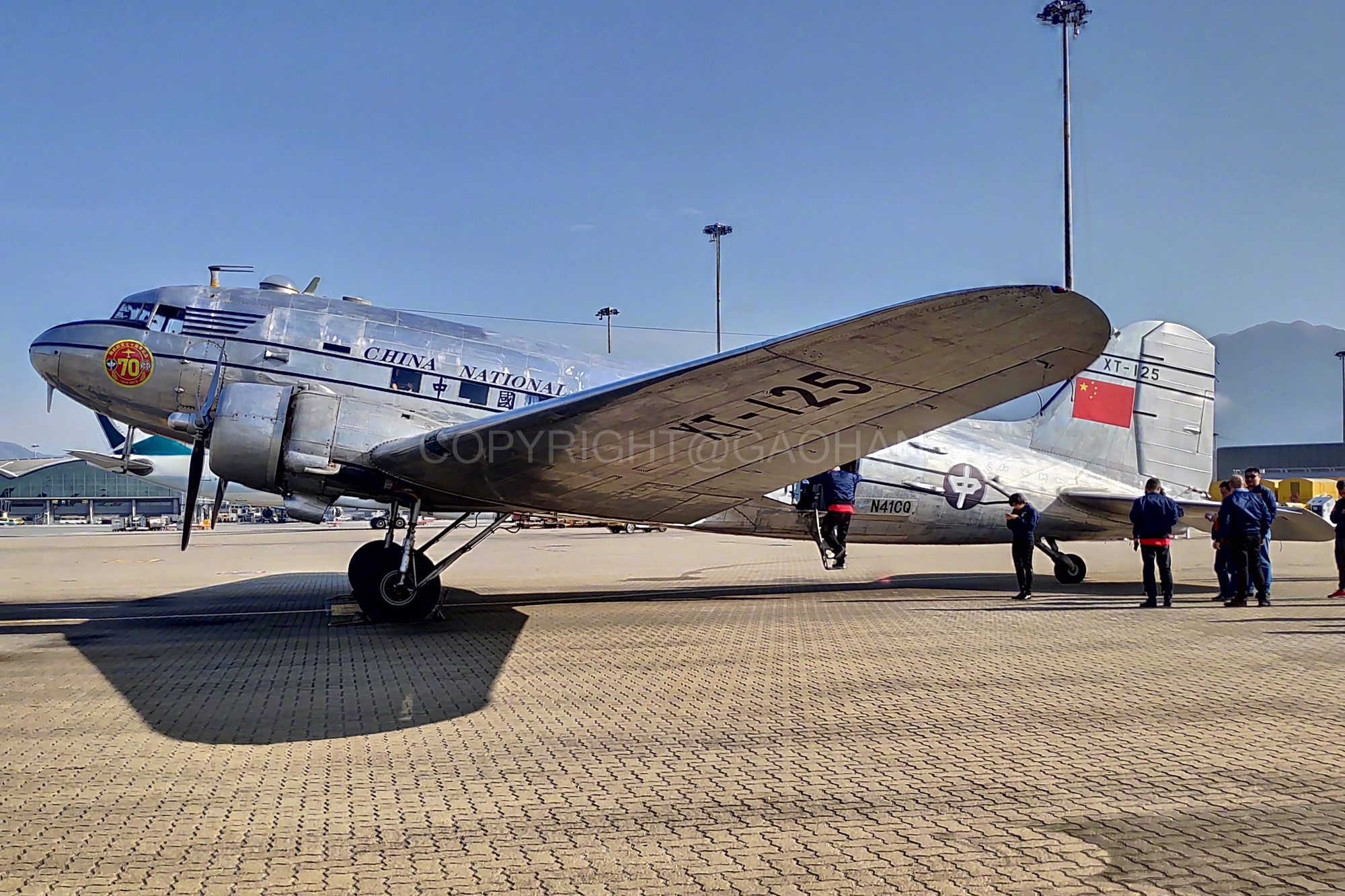航空君航空科普[超话] 2019年底，纪念两航起义70周年，这架DC-3（实际上