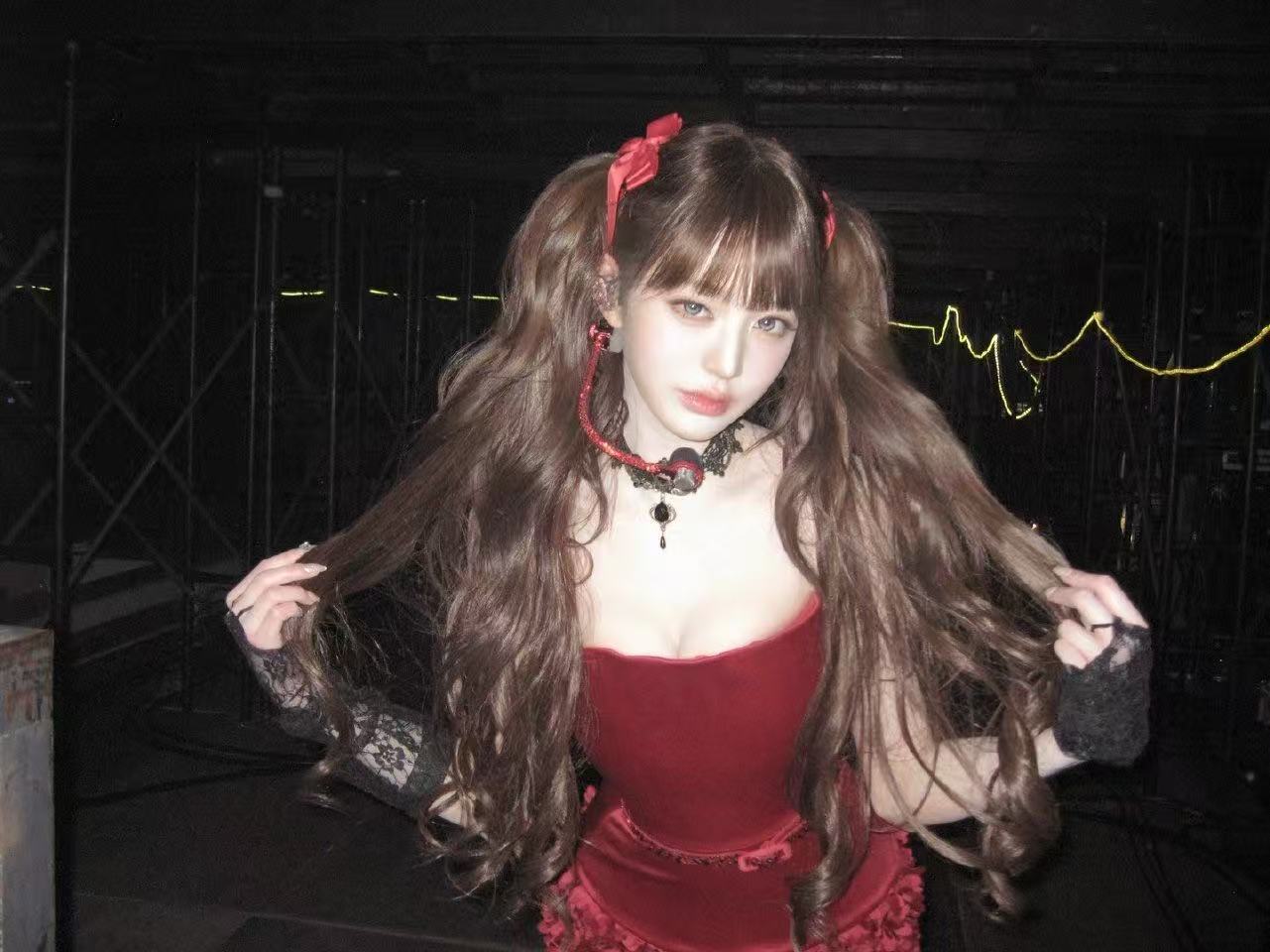 张元英垂耳兔造型张元英垂耳兔look张元英垂耳兔look，可以，爱了 