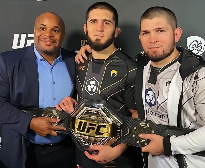 UFC的确汇聚了全球最能打的职业格斗选手。而且，随着综合格斗运动的蓬勃发展，不少