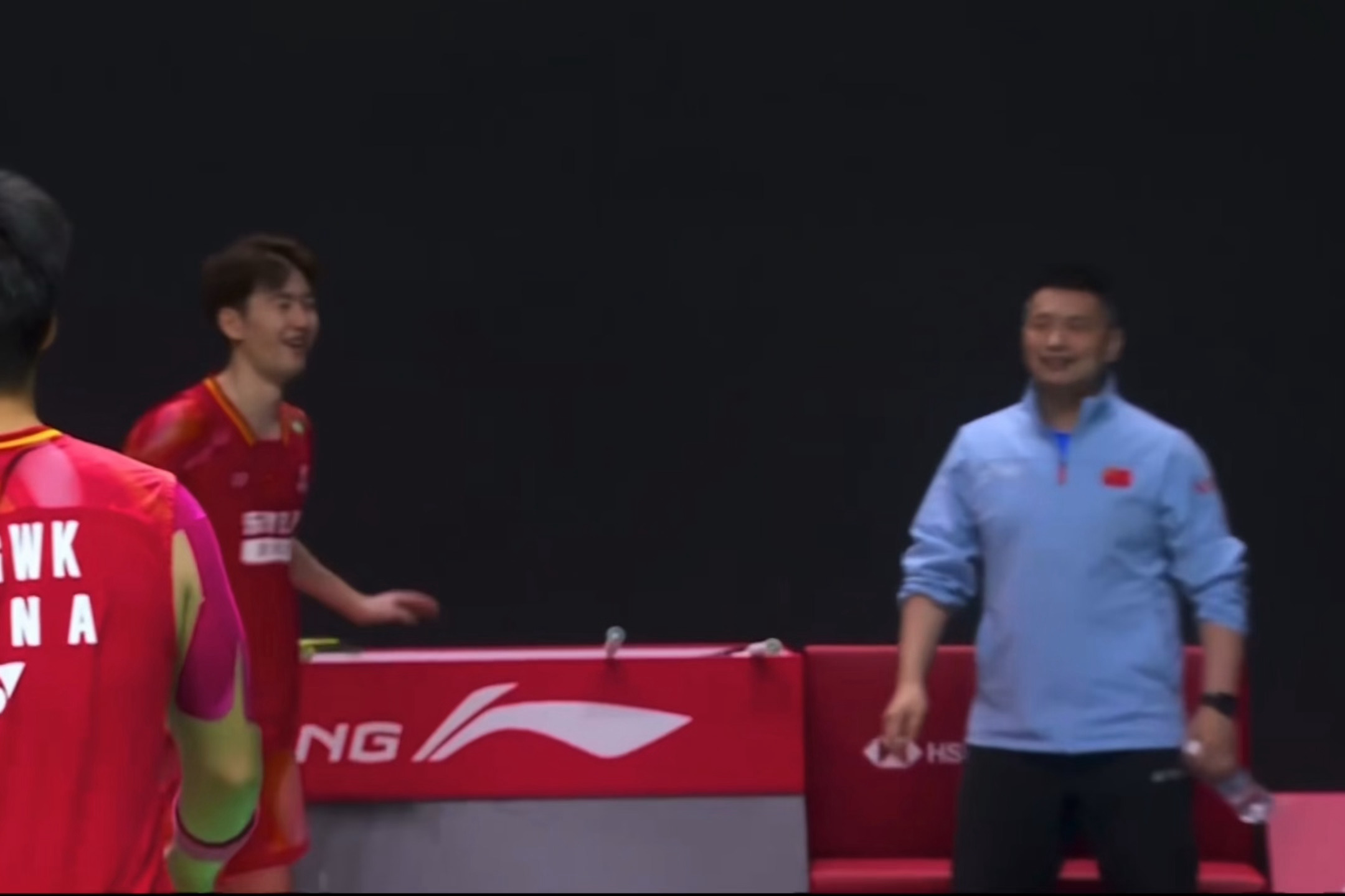 好佩服此老头心态致敬最会饲养坏比之人 