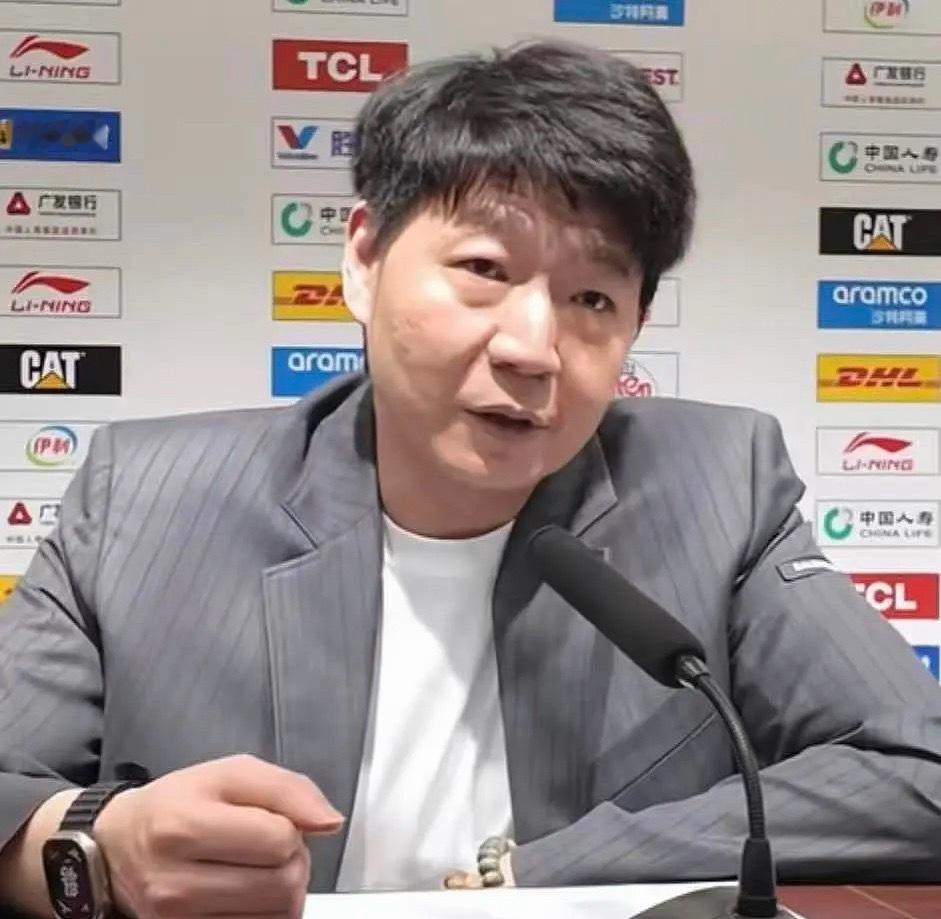 CBA常规赛第38轮，山东男篮不敌辽宁队，赛后球队主教练邱彪接受了采访，点评了球