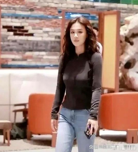 马思纯暴瘦70斤太惊艳，这状态简直美回颜值巅峰！ 