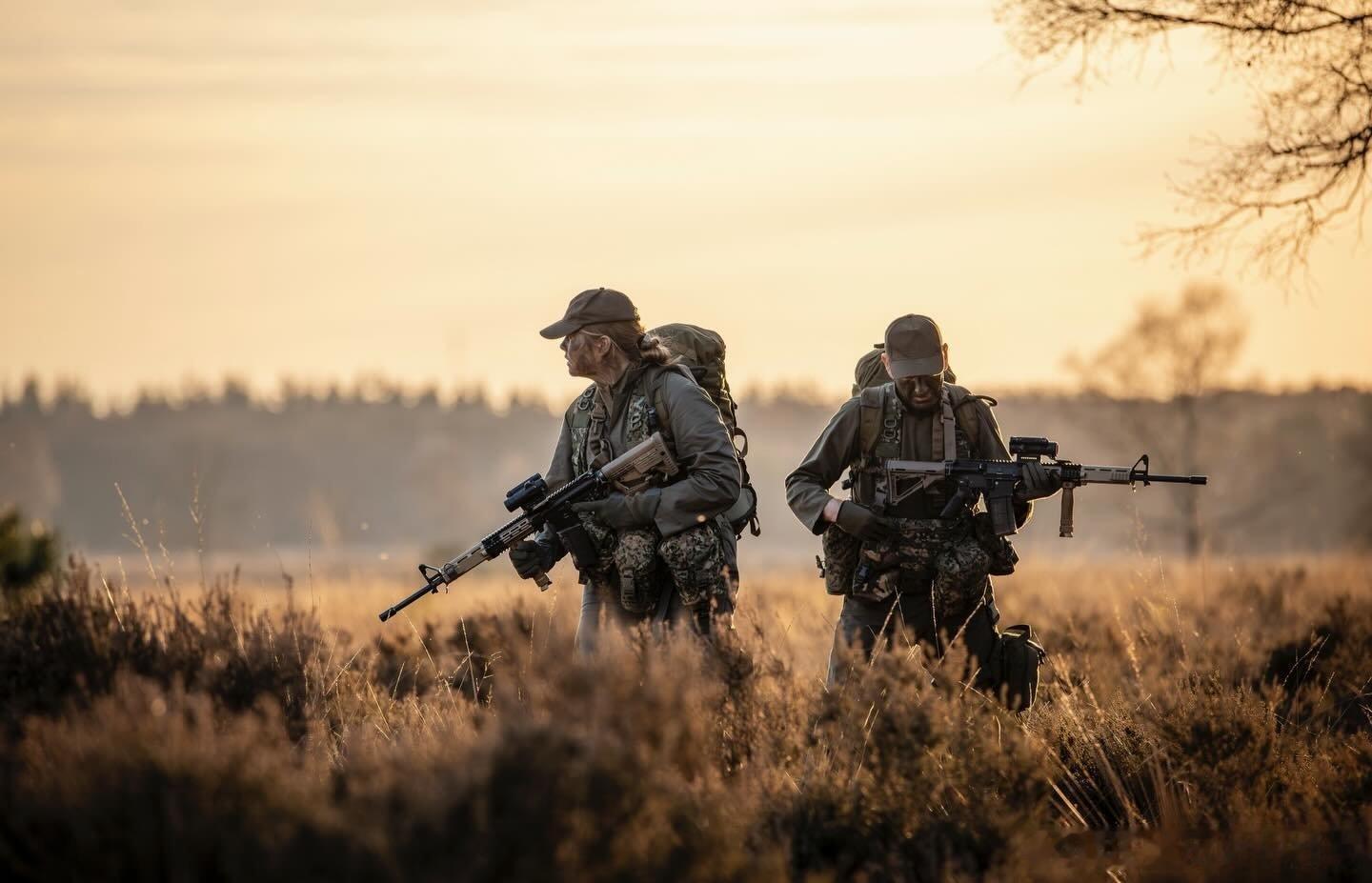 新闻 补一下荷兰女王储凯瑟琳娜·阿玛丽亚在荷兰埃尔梅洛皇家军事学院的斯普尔将军军
