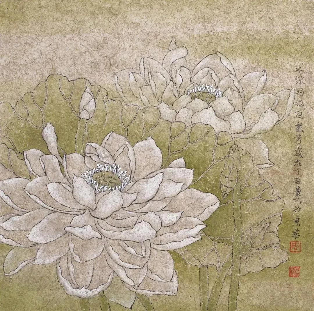 艺术界画莲花者颇多。大多布景映情，牵强附会，需要潜心深挖意境，找出些许莲的美妙之