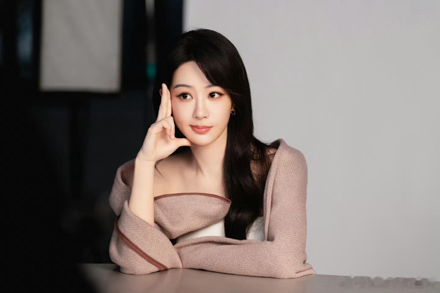 家业yz 杨紫李祯yz杨紫家业双向奔赴的热爱才是永恒 我们会是各自的救赎.  ?
