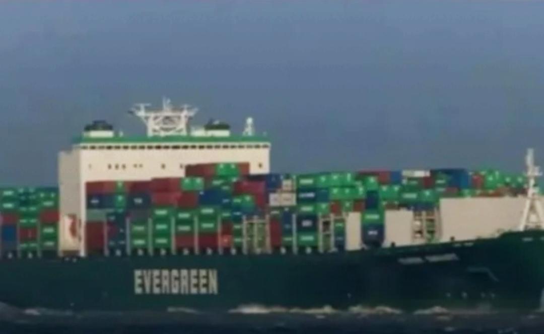 美国对台湾军售武器，中国当然有能力拦截。就拿网传台湾长荣船运公司帮美国运售台武器