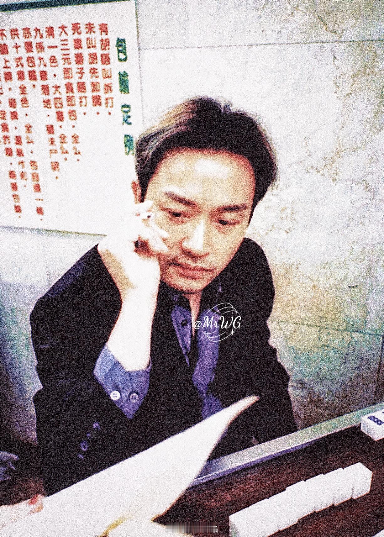 张国荣[超话]独家扫描 张国荣主演【星月童话】☪️内地继续热映ing——1.片场