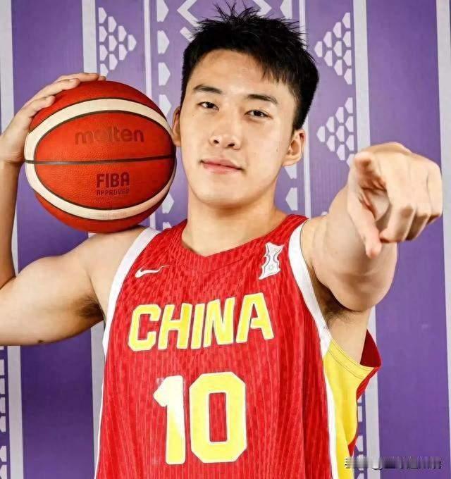 历史性签约！王俊杰拿下AJ大合同