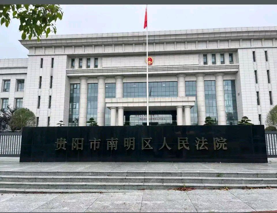 这安徽小伙何攀的相亲闪婚经历，简直比电视剧还抓马！2025年4月，他经红娘介绍到