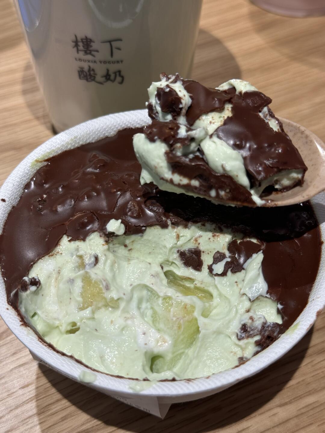 这跟🦆片有什么区别啊。。。