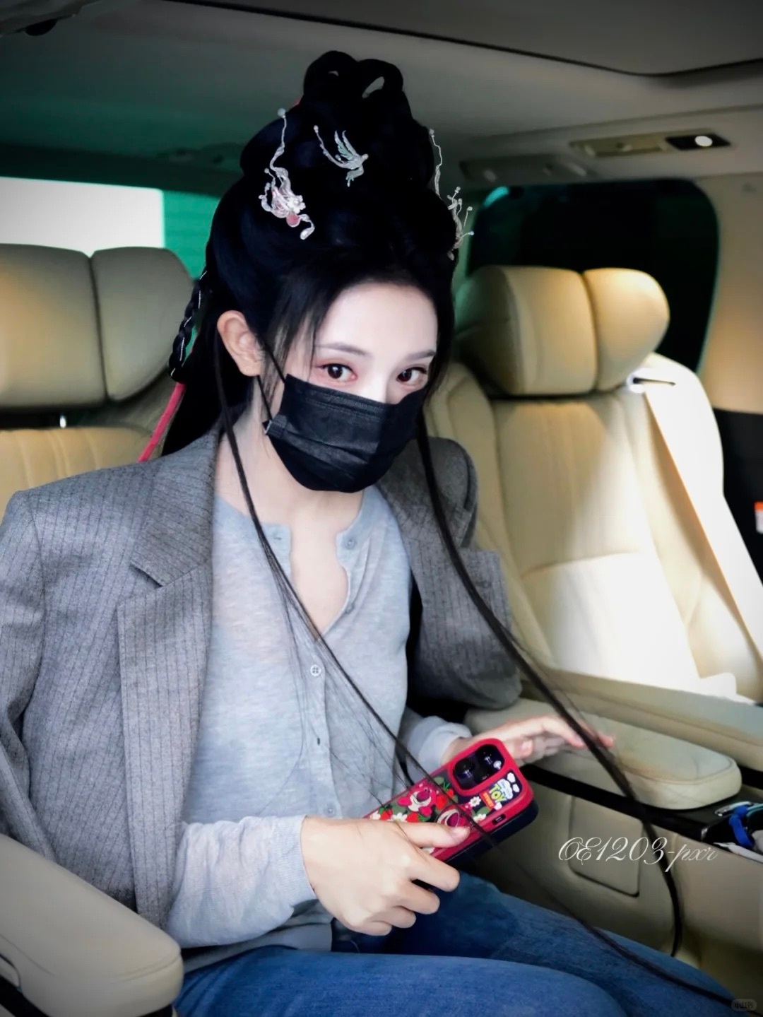 彭小苒冯妙君今日出妆[羞嗒嗒]p3腿好细好长 ​​​