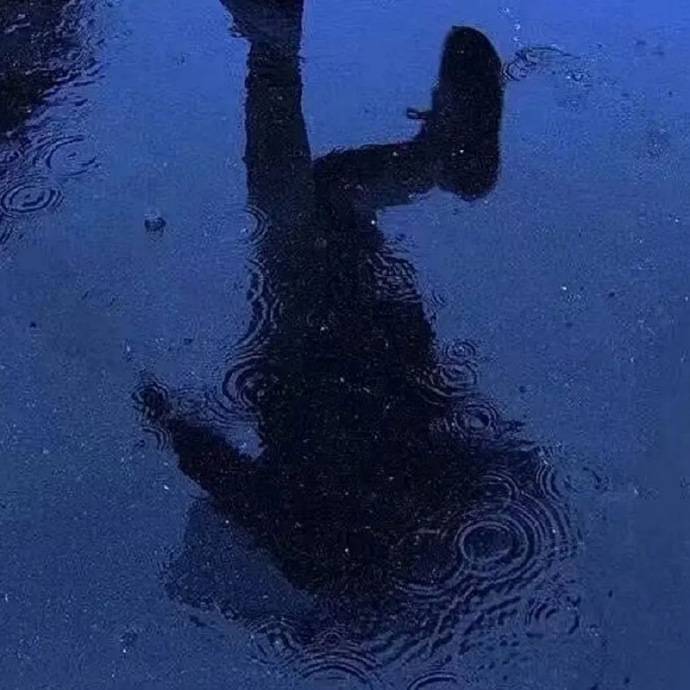 天雨粟，鬼夜哭，思念漫太古。                          