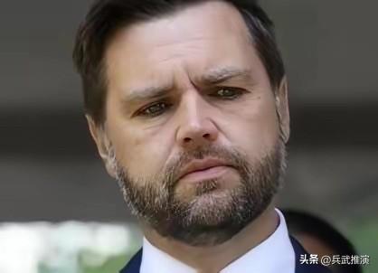 万斯曾暗示中国，如果不接受关税，就考虑战争。

这话是网上传的，不是真的。万斯没