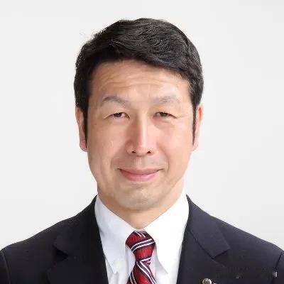 日本众议员、前新潟县知事米山隆一今天（2月26日）写道：“我认为中国此次的举措无