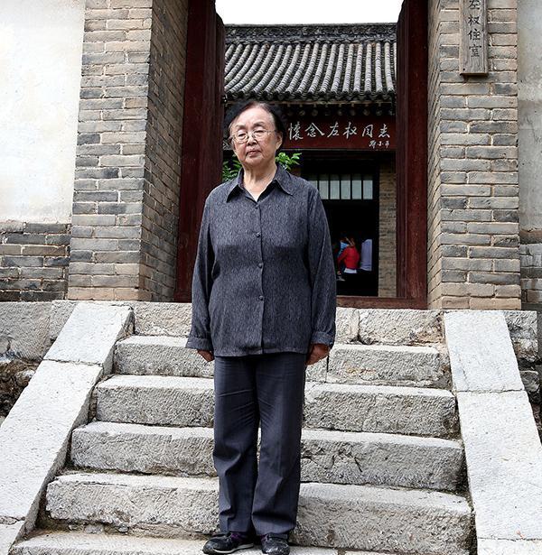 1960年，哈军工院长陈赓办公室冲进一个女孩，她大声问：“凭什么不录取我，我就要