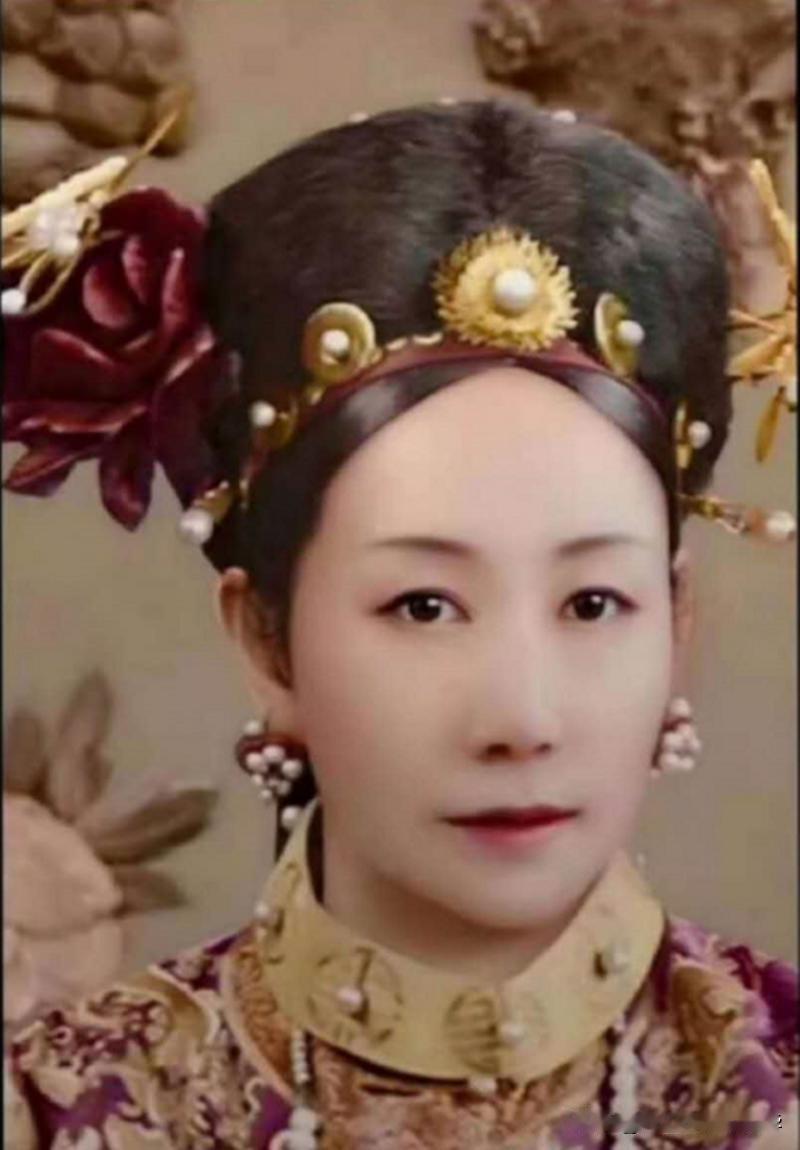 这是用豆包Al创作的慈禧太后，她年轻时真的很美，怪不得现在都还有不少文人墨客眷念