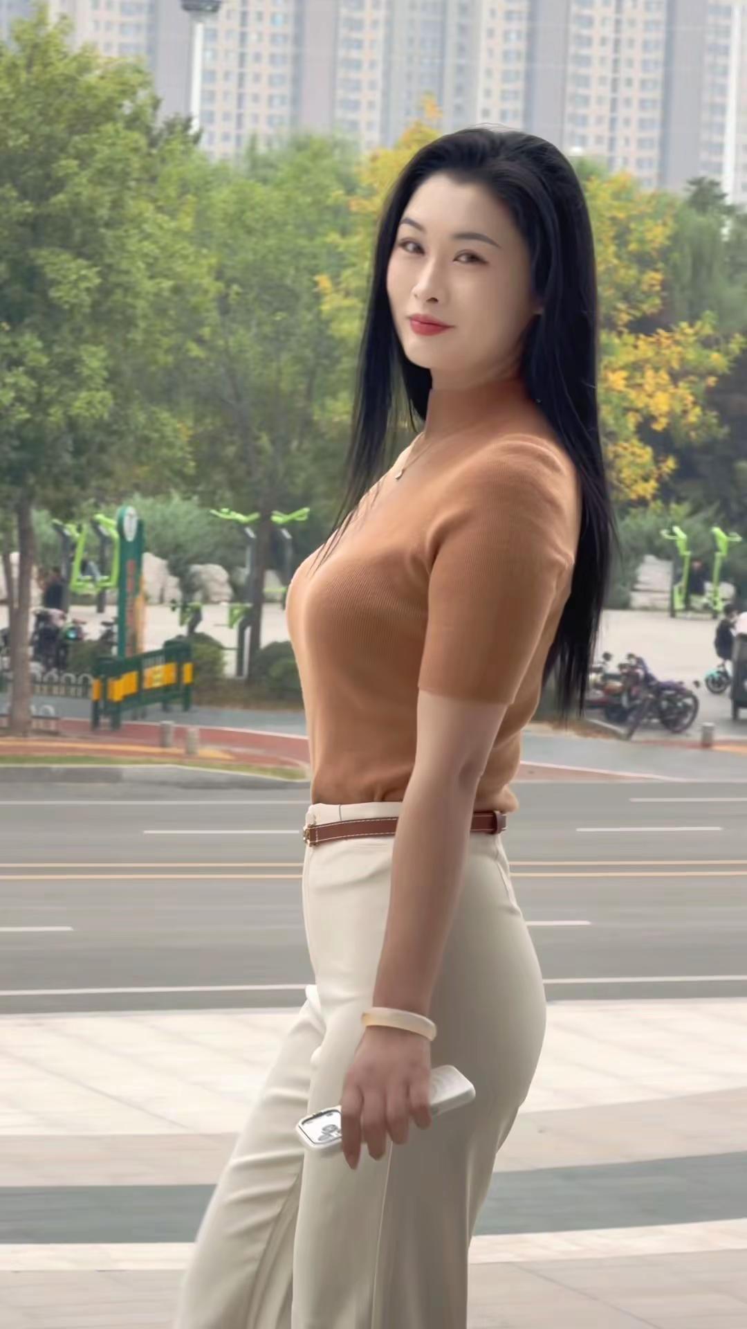 错也行，错过也行，没有太多时间去难过，因为还要走很远的路