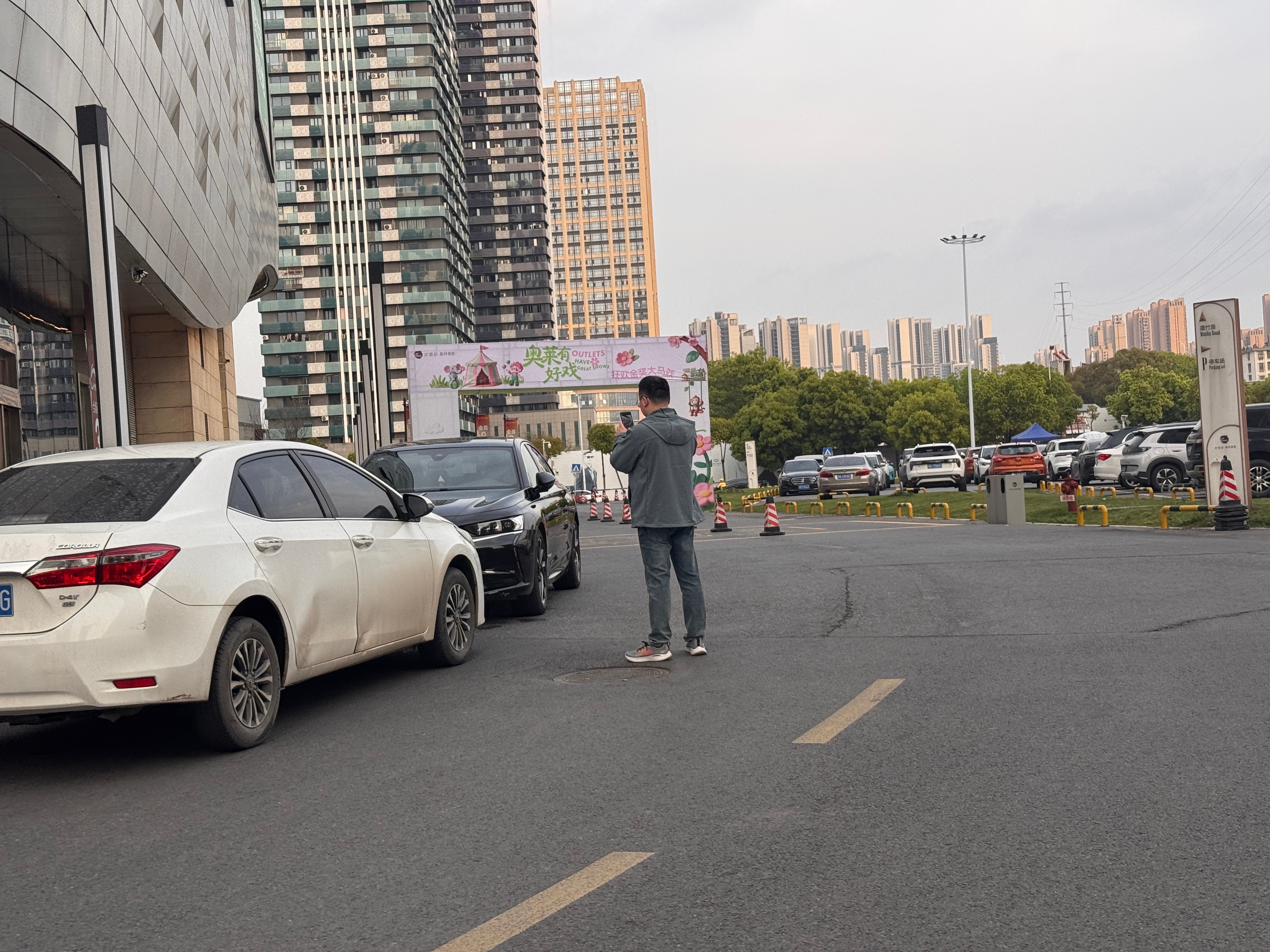 DS9有那么好看嘛第N次被人怼着拍 