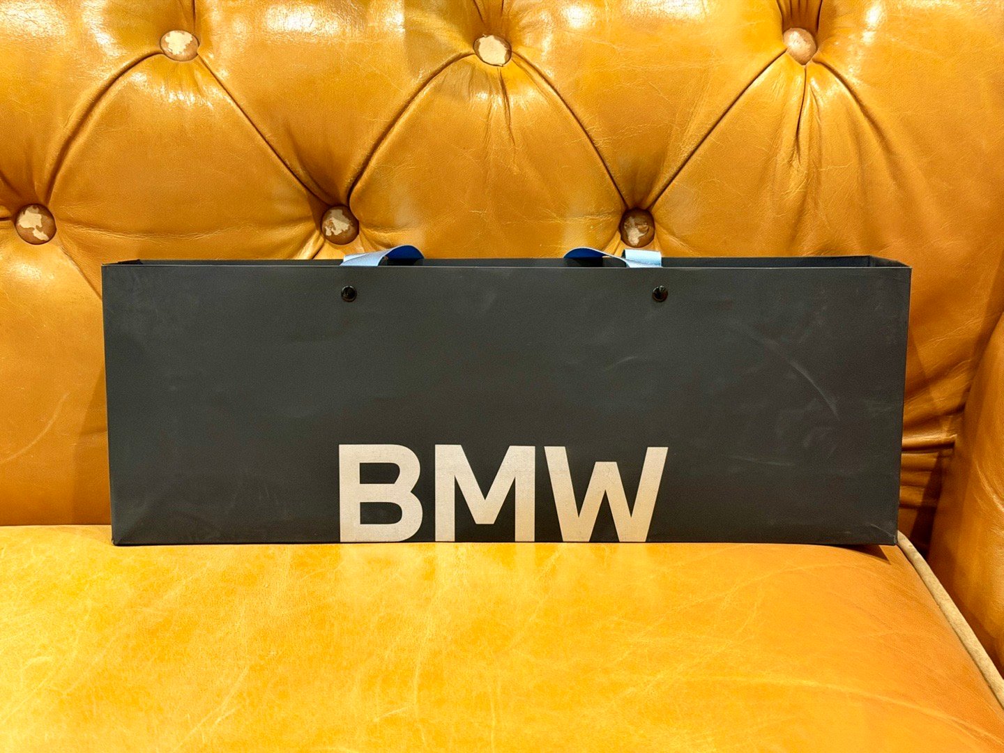 宝马送的车载香薰，有喜欢的小朋友吗？评论区抽给大家：  抽奖详情