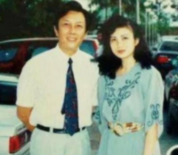 1990年除夕，本该是家人团聚的晚上，演员唐国强的前妻孙涛却在娘家结束了自己的生