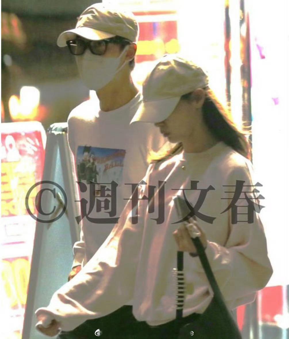 锦织圭2022年11月被拍到两人一起出游夏威夷。然后今年6月11日又被拍到一起。