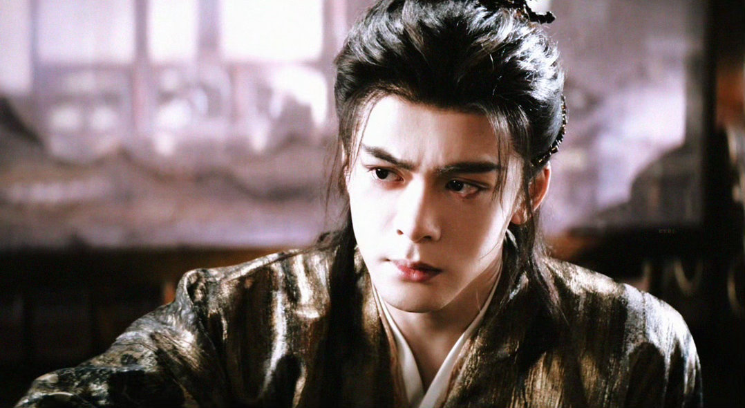 曾舜晞武拾光本就是能见众生之人曾舜晞武拾光婴儿时期他不是生来就有神力，也不是生来