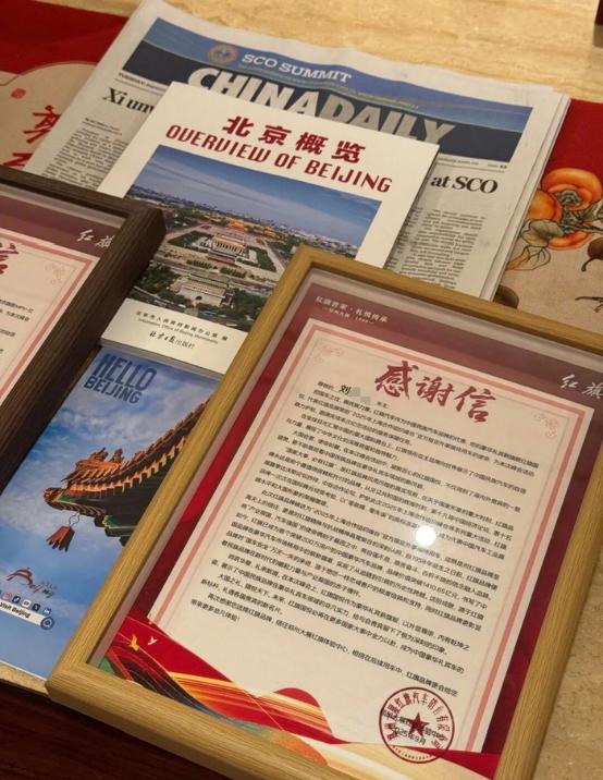 [太阳]万万没想到，九三阅兵迎接外宾的礼宾车竟然都是从全国各地借来的。当得知有机