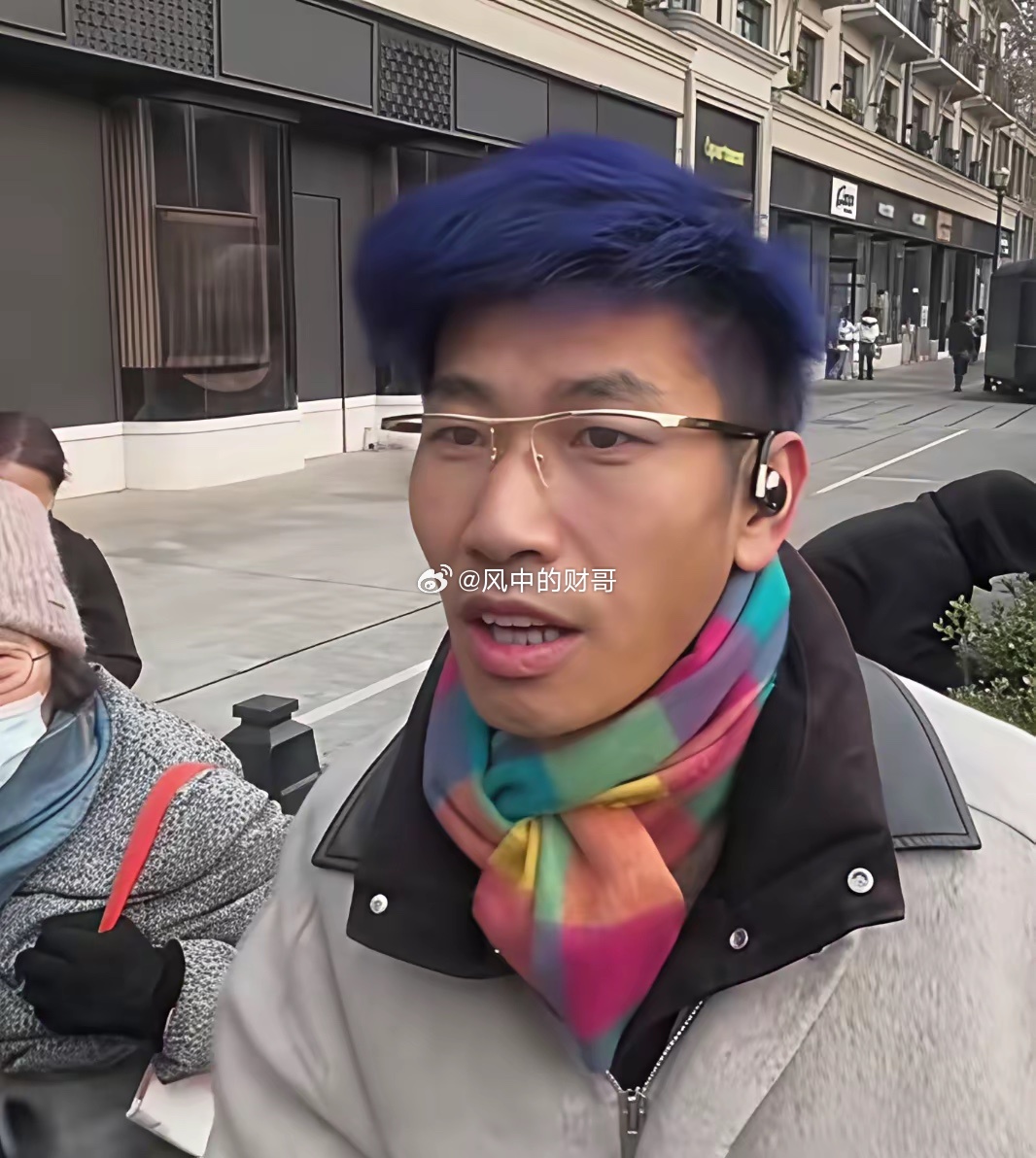 现在市场的焦点在于美伊冲突何时结束，从现有的信息看，应该不会持续太久，像老美说的