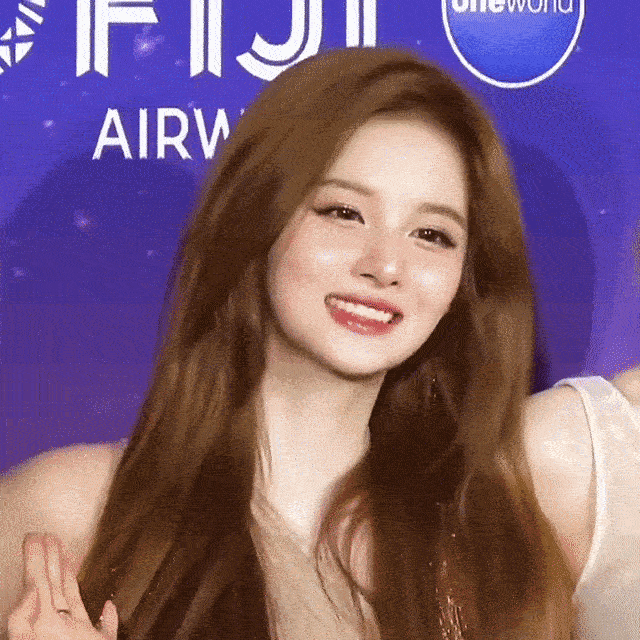 mama合作舞台MAMA直播【雪允】整张脸都是神来之笔💓 