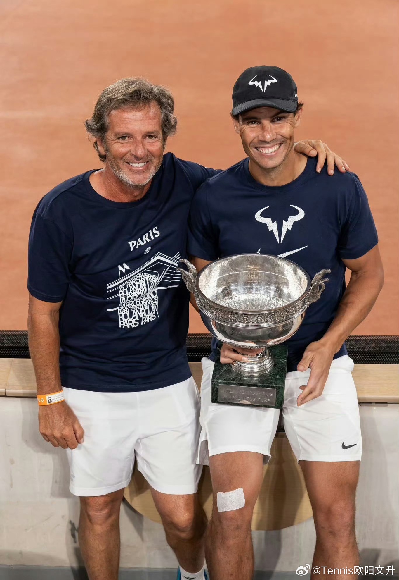 斯瓦泰克官宣新教练 前阵子和费赛特结束合作🔚🇵🇱斯瓦泰克在今天宣布新教练弗