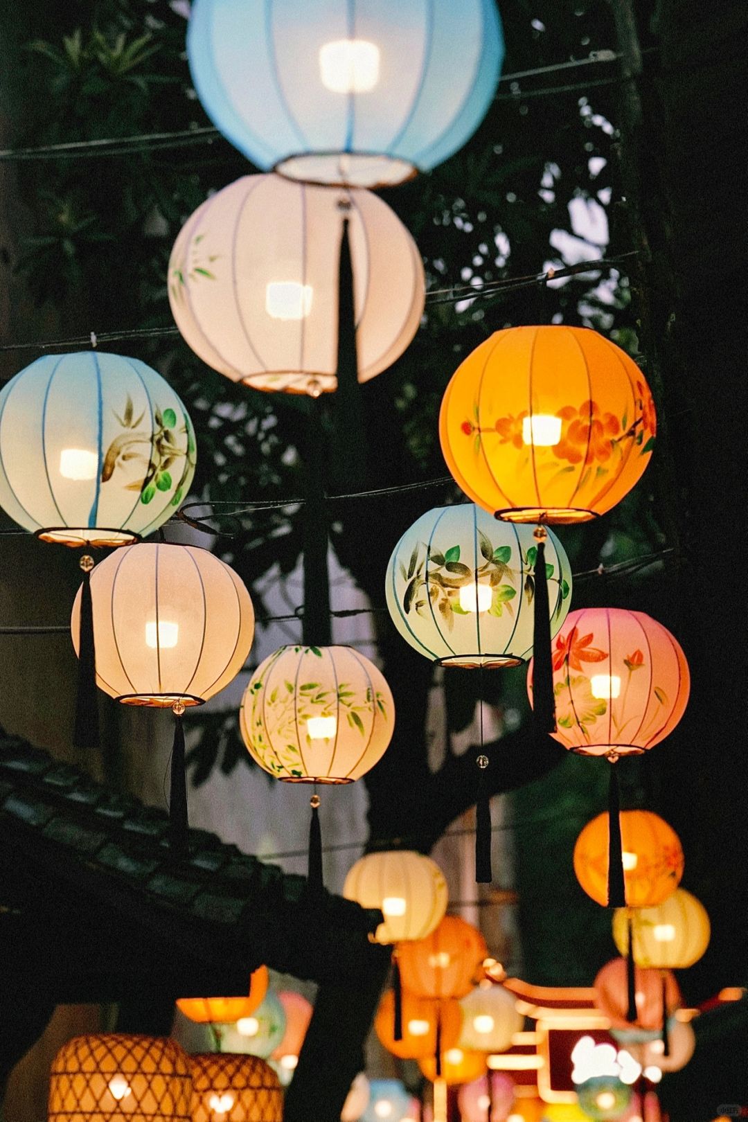 中秋当我拿出这12张灯笼图，阁下该如何应对？