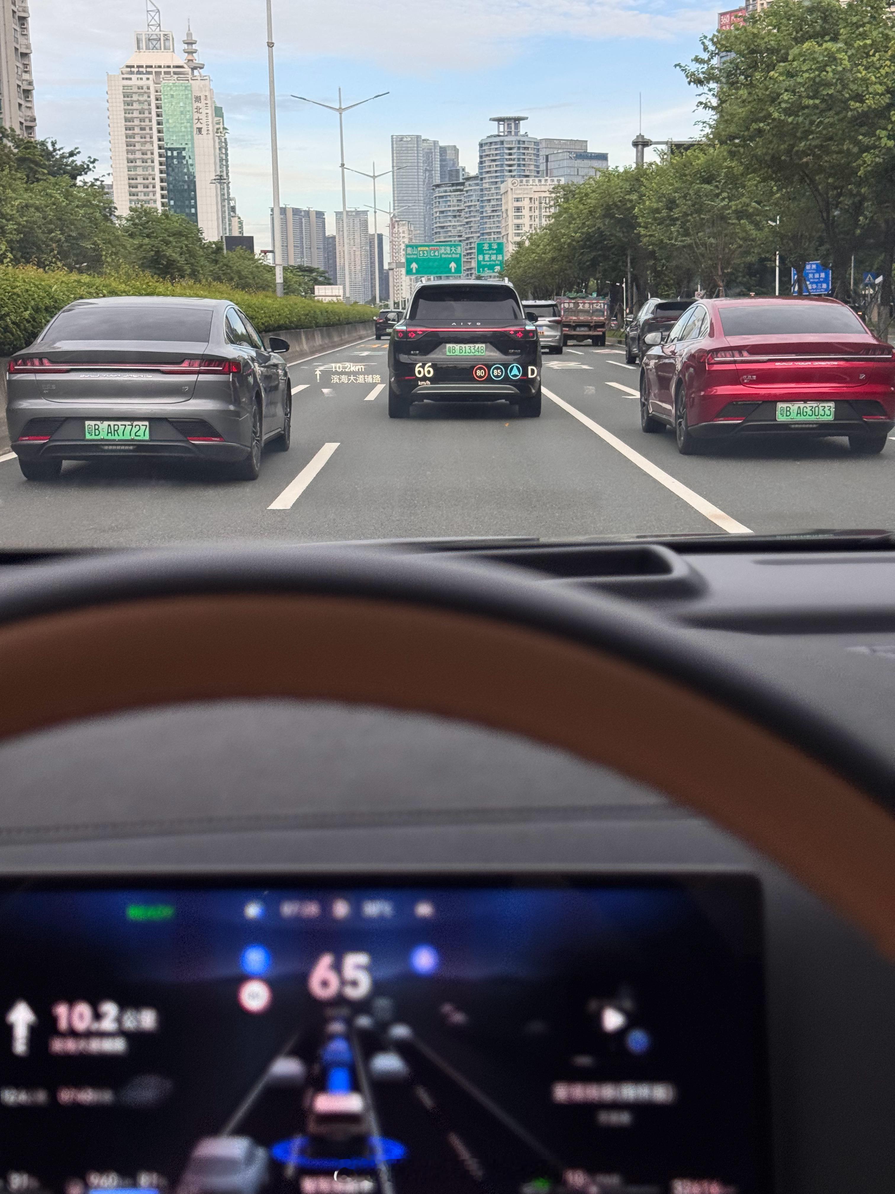 刚才体验了一下早高峰横穿深圳市区全程使用华为乾坤智驾ADS 3.3版本也见识了厉