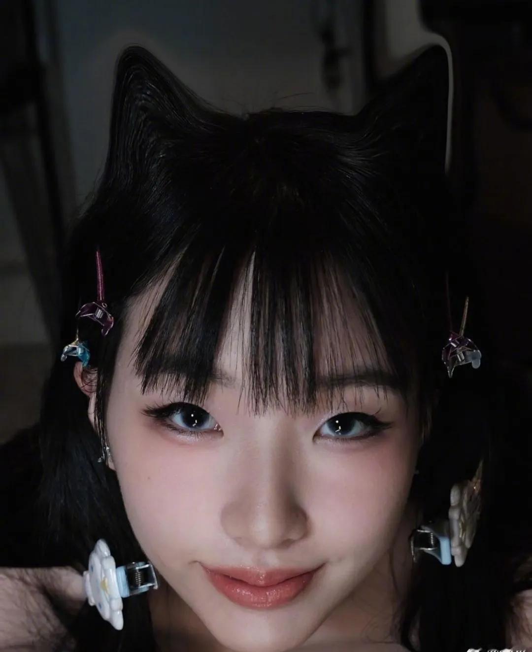 小S大女儿Elly 18岁近照，客观的说真是越来越漂亮了！