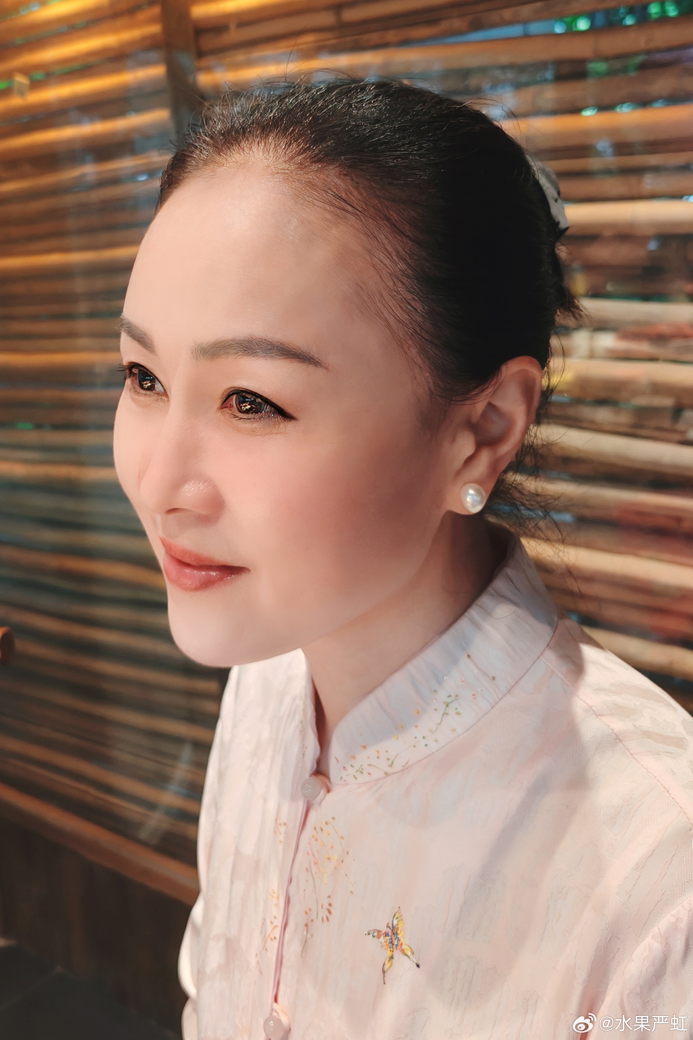 饭桌上，听故事 